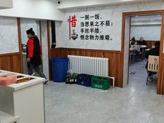 -晓宇盒饭(民安街店)