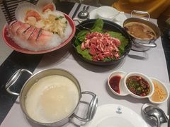 -红鼎豆捞·非遗鲍皇汤火锅(宝丰路店)