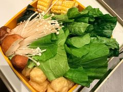 -润园四季椰子鸡火锅(卓越INTOWN店)