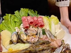 -樾餐厅泰式海鲜火锅(民歌湖店)
