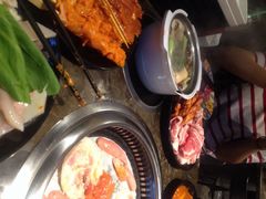 无饿不坐自助概念餐厅-无饿不坐海鲜自助烤肉火锅餐厅(塘下镇亿嘉国际广场店)