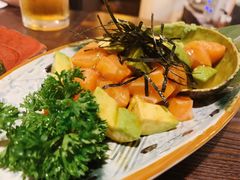 三文鱼牛油果色拉-角落里(中山公园店)