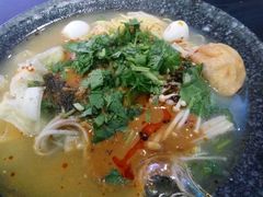 -小蛮椒麻辣烫·麻辣拌(青浦宝龙店)