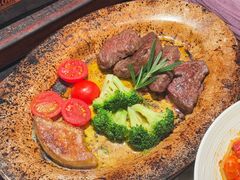 -一沙一城·岩烤牛扒(深圳首店)