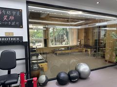 -简·无界健身工作室·运动康复·体态(石厦店)