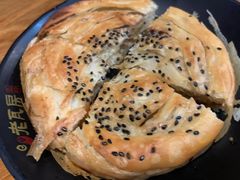 牛肉锅盔-青石桥老瓦房肥肠粉总店(青石桥总店)
