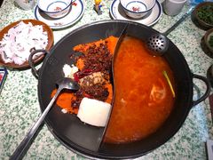 -鸿姐老火锅(静安店)