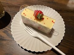草莓法式奶油蛋糕-黑草莓(重庆路店)