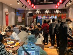 -爆炸头阿姨小四川正宗川味小吃(无任何分店)