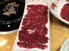 -左庭右院鲜牛肉火锅(金山万达店)