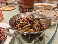 -辛香味烧鱼馆·非遗技艺·排骨红烧肉(光谷医药园店)