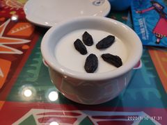 -楼兰古丽新疆菜(钟楼景观店)
