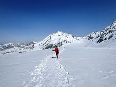 -祁连山·岗什卡雪峰景区