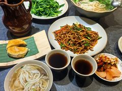 牛肉米线-云上千禾(水上店)