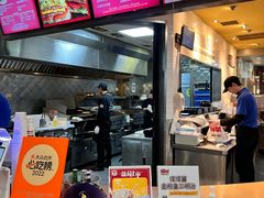-The Habit Burger Grill 哈比特汉堡(复兴soho店)