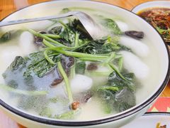 鱼圆菠菜汤-山妹子土菜馆