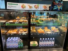 面包甜点陈列柜-星巴克(深圳丹竹头分店)