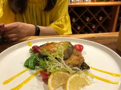 -more than meow吴止猫主题餐厅(承德 中船汇店)