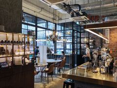 -The Coffee Academïcs(铜锣湾店)