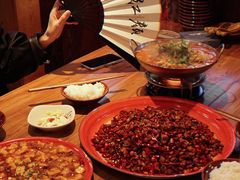 -先启半步颠小酒馆(白麓里店)