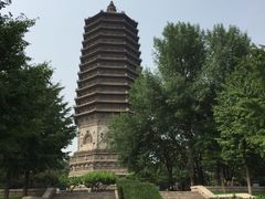 -玲珑塔公园