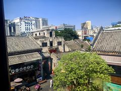 -桂二老坛酸菜鱼(三街两巷店)