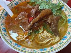 -金杨拉面王小吃面馆·牛三宝面·红烧牛肉粉