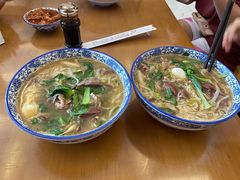 -邱芳粉店(迎宾大道旗舰店)