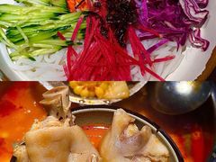 -毛辣果·贵州红酸汤牛肉火锅(西单店)