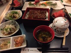 琴寿司居酒屋(1号店)-琴寿司居酒屋(中山广场店)