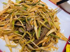 葱拌猪肝-天盛海鲜烧烤大排档·本地小海鲜·牟平腿穗子(幸福店)