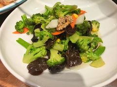-那家老院子东北菜·饺子·小鸡炖蘑菇(艳华街店)