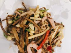 茶树菇肉柳-陶苏·品味融合川菜(龙湖源著天街店)