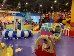 -苏宁红孩子(F6漫时区店)