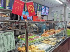 面包甜点陈列柜-护国寺小吃店(红莲南路店)