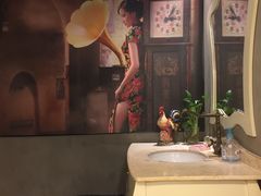 -三两春肚肺汤(崂山路店)