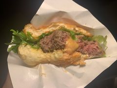 芝心手打牛肉堡-龙治汉堡(中华城店)