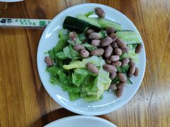 凉菜拼盘-京东一绝西海子西园烧饼夹肉