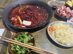 -黄潇洒老火锅(九眼桥宏济巷店)