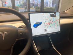 -TESLA 特斯拉(上海太古汇体验店)