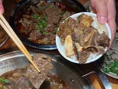 -大众跷脚牛肉馆·非遗传承单位(峨眉山店)