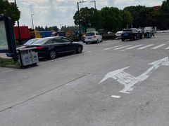 场地-小昆山服务区-停车场