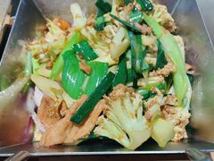 -川堂风·跷脚牛肉·乐山爆炒(宝山日月光店)