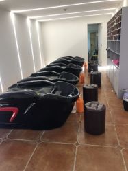 -BULB STUDIO 巴柏明星发型工作室