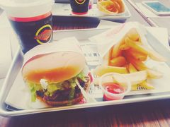 -FATBURGER 特富客汉堡(外交公寓店)
