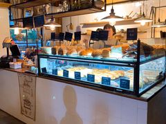 面包甜点陈列柜-仙峰天然面包(迎宾路店)