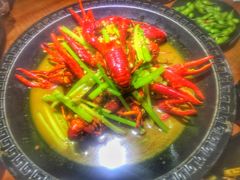 经典黄焖龙虾-红盔甲·小龙虾(天钥桥店)