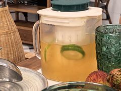 -喃喃椰·糟粕醋·椰子鸡火锅(七堡花园店)