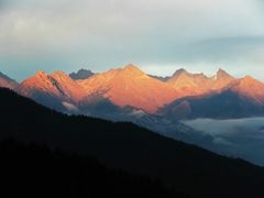 -硗碛藏寨·神木垒景区