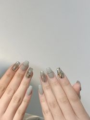 -UMl Nail 尤米美甲美睫半永久